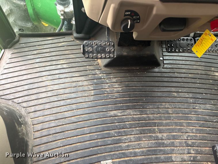 image for item EV2917 2014 John Deere 5085E MFWD tractor