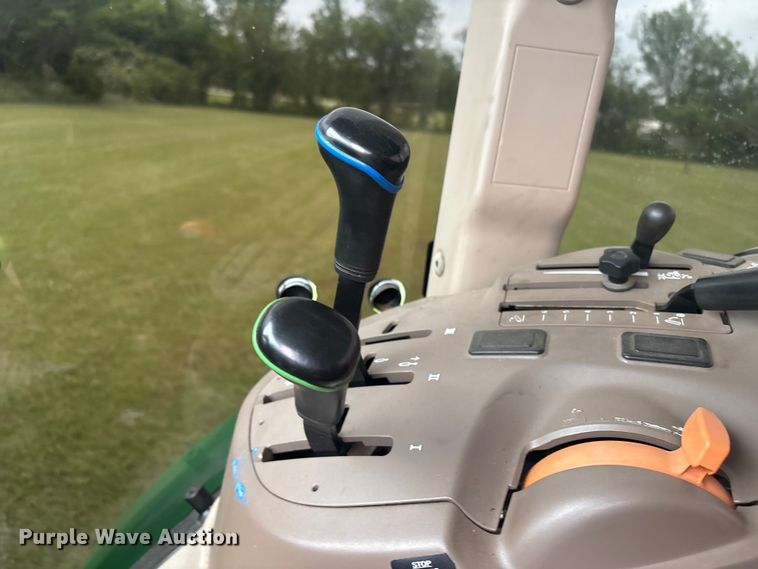 image for item EV2917 2014 John Deere 5085E MFWD tractor