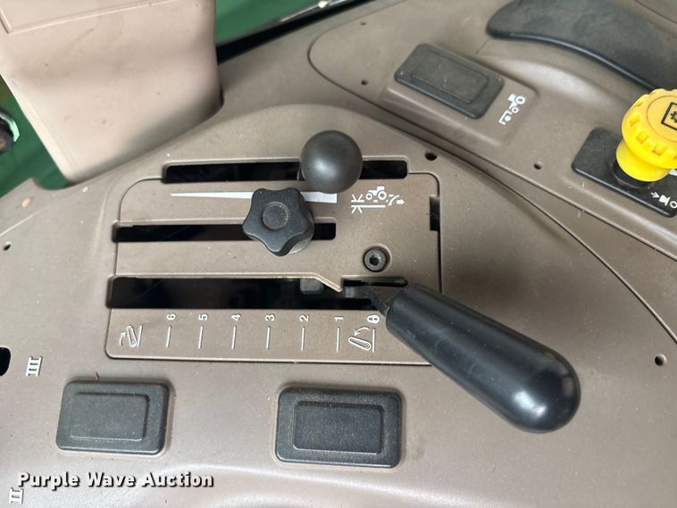 image for item EV2917 2014 John Deere 5085E MFWD tractor