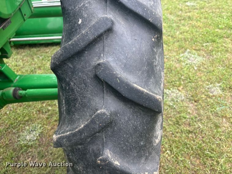 image for item EV2917 2014 John Deere 5085E MFWD tractor