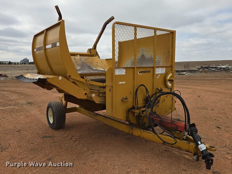 image for item EV5820 Haybuster 2650 bale processor