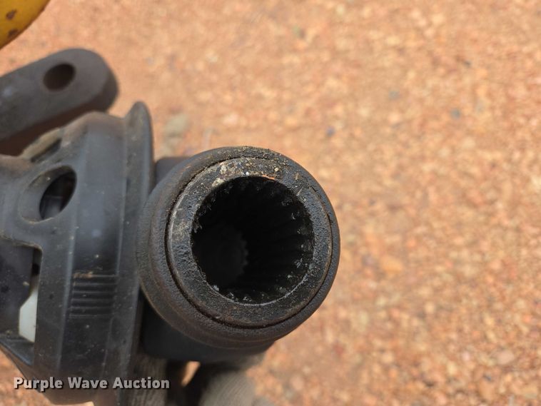 image for item EV5820 Haybuster 2650 bale processor