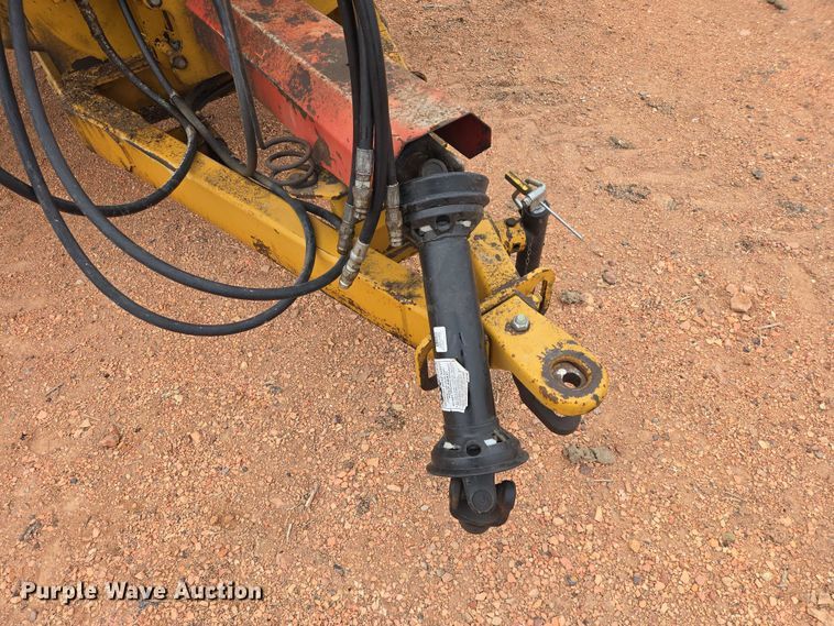 image for item EV5820 Haybuster 2650 bale processor