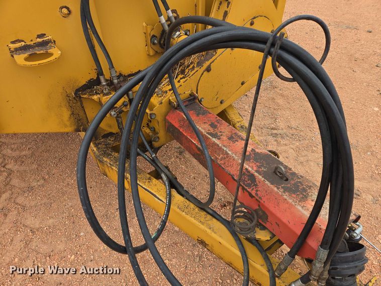 image for item EV5820 Haybuster 2650 bale processor