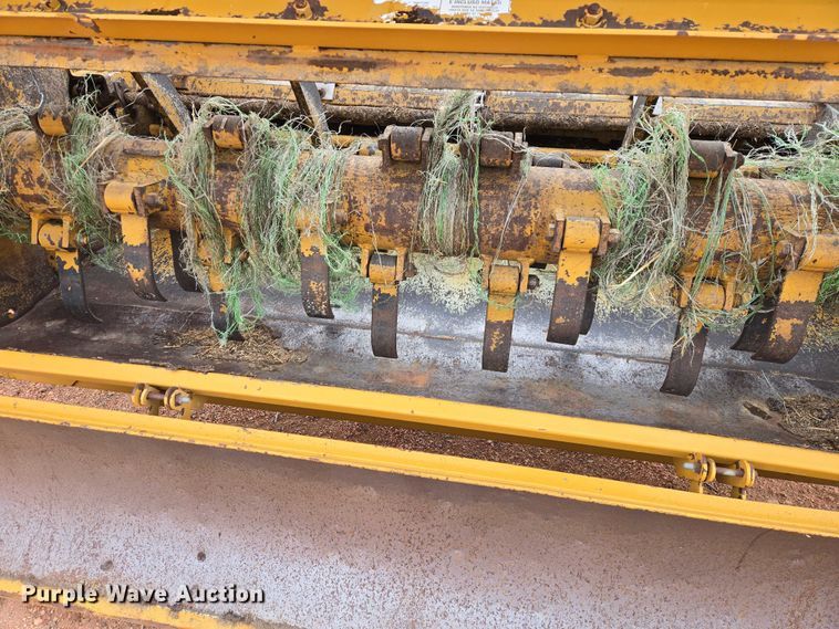 image for item EV5820 Haybuster 2650 bale processor