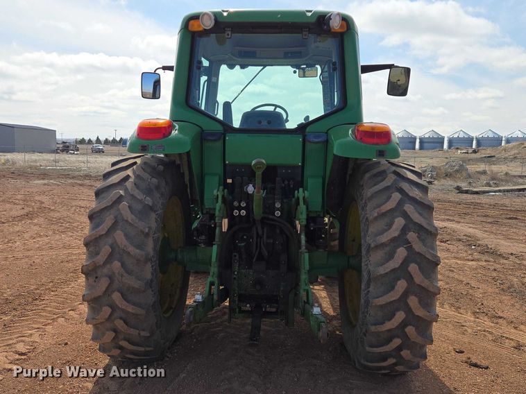 image for item EV5821 2007 John Deere 7130 Premium MFWD tractor
