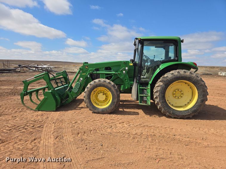 image for item EV5821 2007 John Deere 7130 Premium MFWD tractor