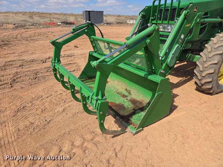 image for item EV5821 2007 John Deere 7130 Premium MFWD tractor