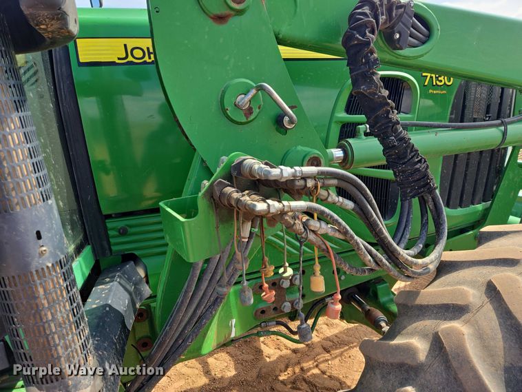 image for item EV5821 2007 John Deere 7130 Premium MFWD tractor