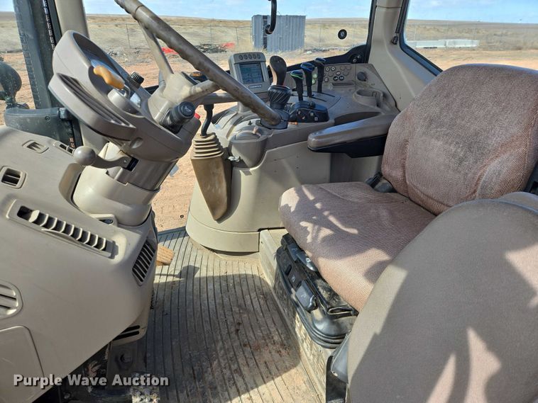 image for item EV5821 2007 John Deere 7130 Premium MFWD tractor