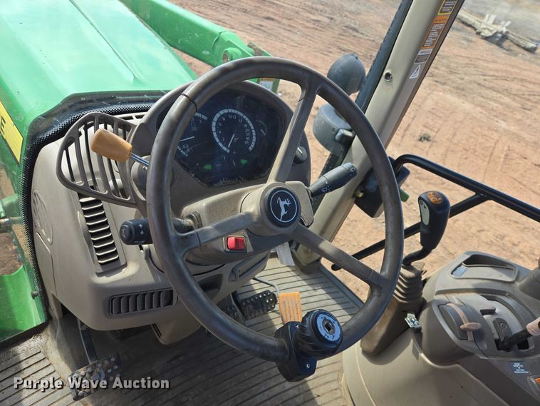 image for item EV5821 2007 John Deere 7130 Premium MFWD tractor