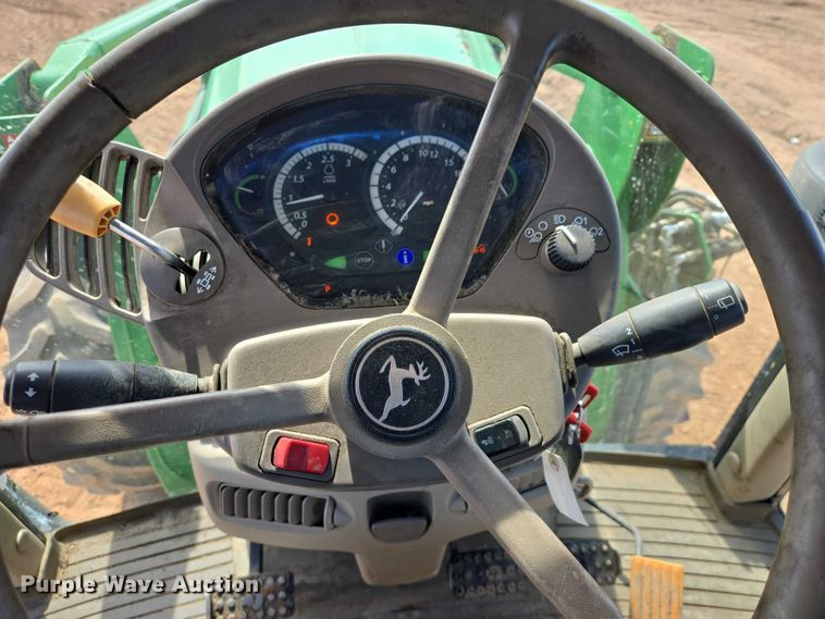 image for item EV5821 2007 John Deere 7130 Premium MFWD tractor