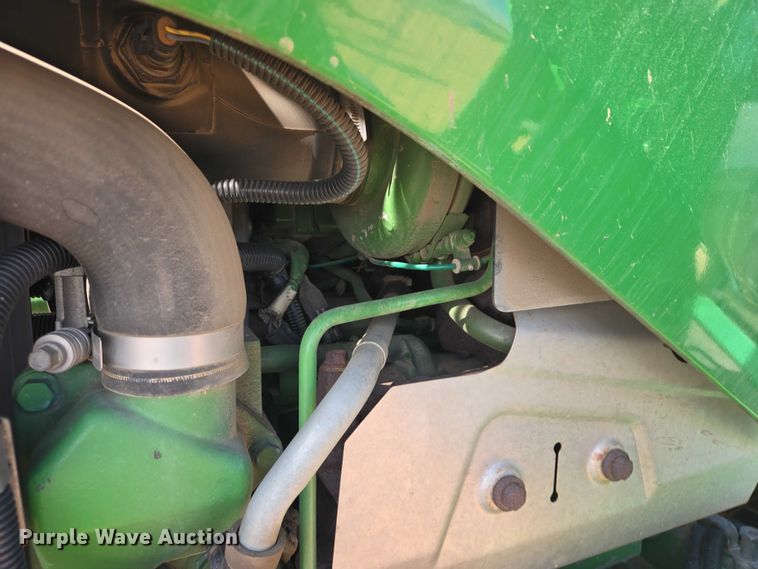 image for item EV5821 2007 John Deere 7130 Premium MFWD tractor