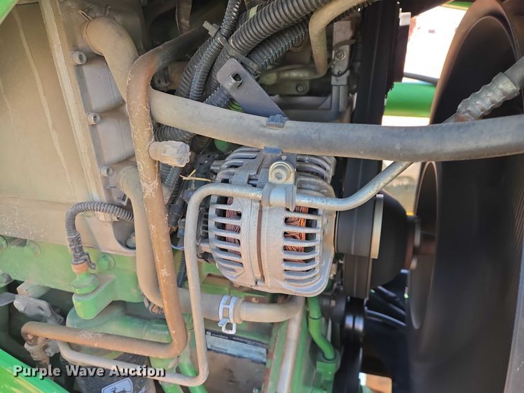 image for item EV5821 2007 John Deere 7130 Premium MFWD tractor