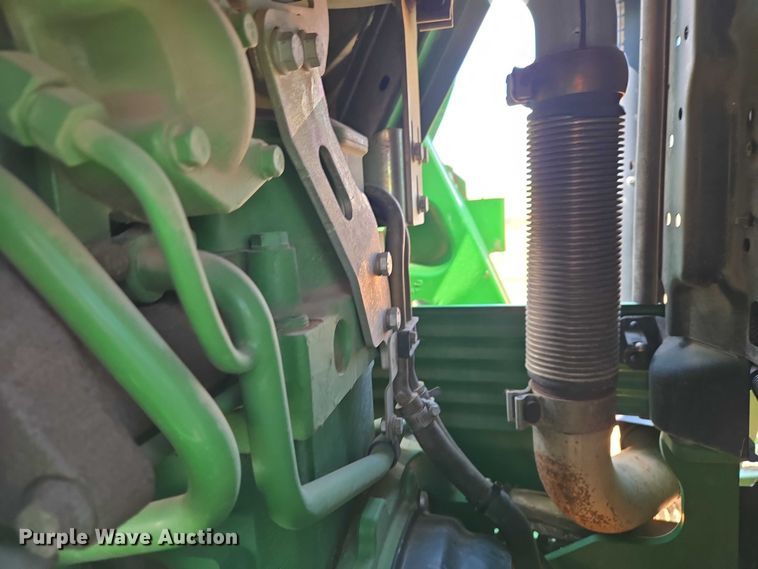 image for item EV5821 2007 John Deere 7130 Premium MFWD tractor