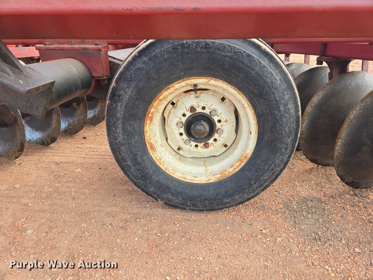 image for item EV5822 International 490 tandem disk