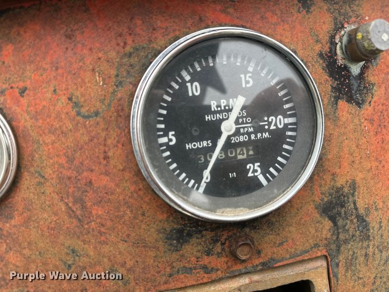 image for item EW2003 1966 Massey Ferguson 1100 tractor