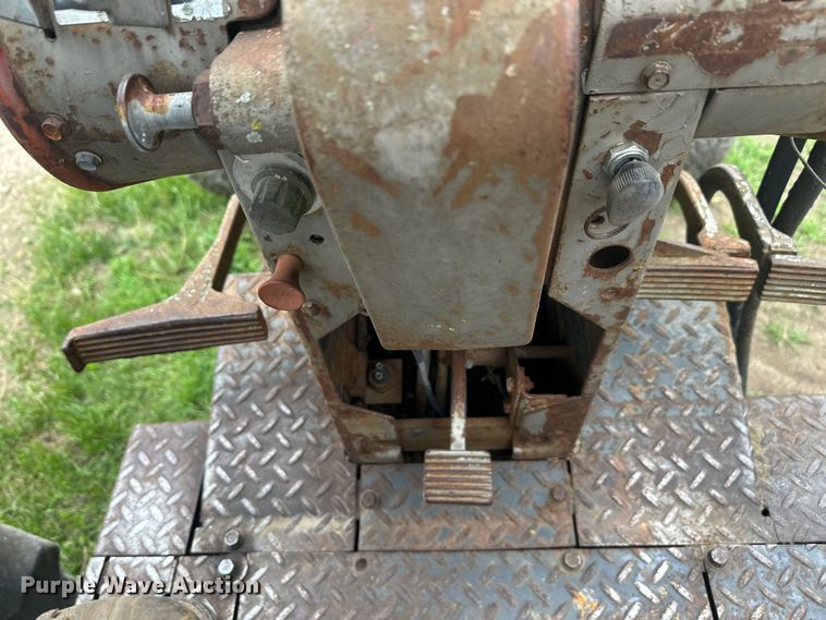 image for item EW2003 1966 Massey Ferguson 1100 tractor