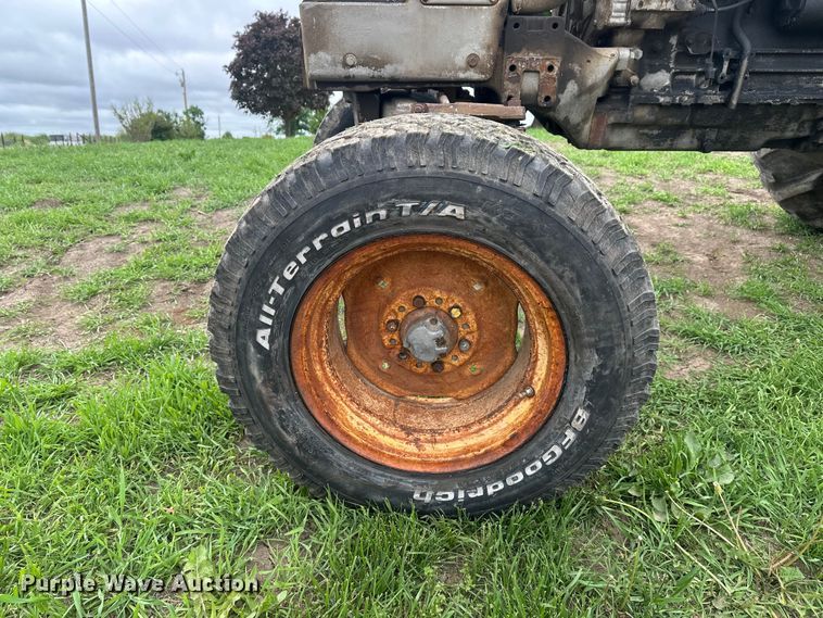 image for item EW2003 1966 Massey Ferguson 1100 tractor