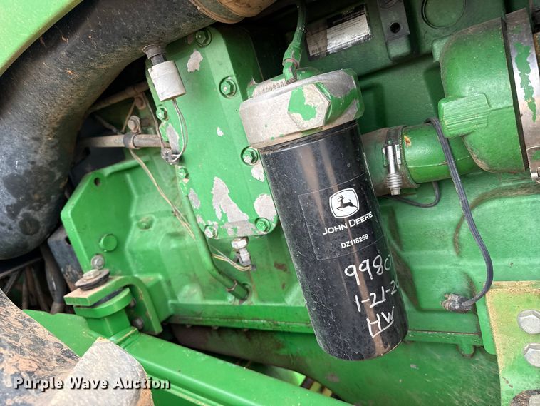 image for item EW4497 2001 John Deere 9300 4WD tractor