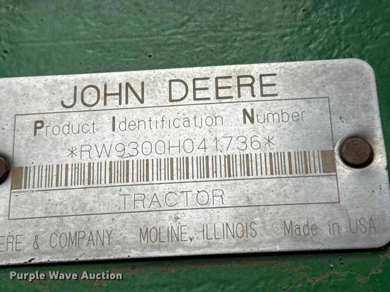 image for item EW4497 2001 John Deere 9300 4WD tractor