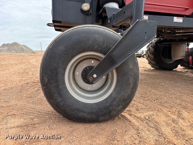 image for item EW4498 2012 Case IH WD1903 swather / windrower