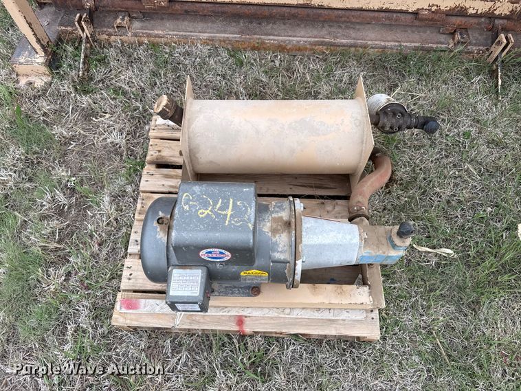 image for item EW4518 Cattle Handling Equip 92-5A livestock equipment