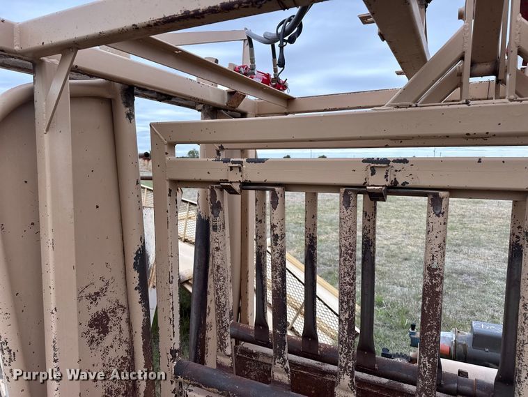 image for item EW4518 Cattle Handling Equip 92-5A livestock equipment