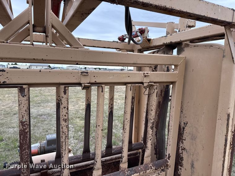 image for item EW4518 Cattle Handling Equip 92-5A livestock equipment