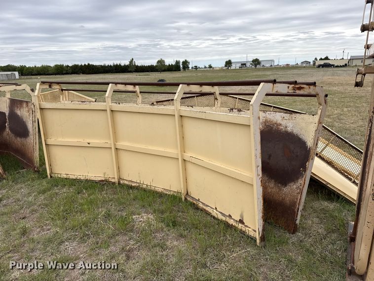 image for item EW4518 Cattle Handling Equip 92-5A livestock equipment
