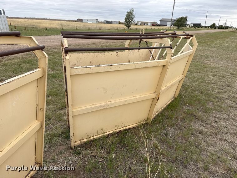 image for item EW4518 Cattle Handling Equip 92-5A livestock equipment