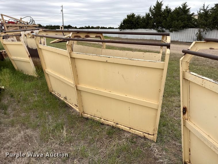image for item EW4518 Cattle Handling Equip 92-5A livestock equipment