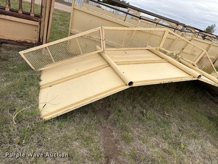 image for item EW4518 Cattle Handling Equip 92-5A livestock equipment