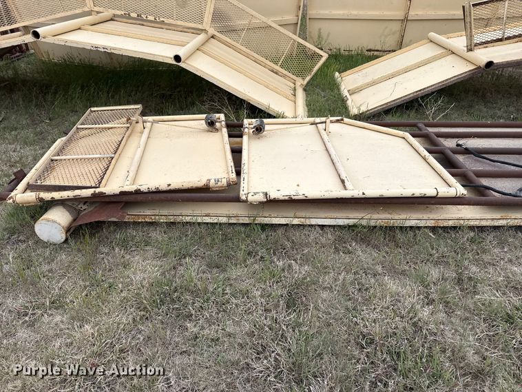 image for item EW4518 Cattle Handling Equip 92-5A livestock equipment