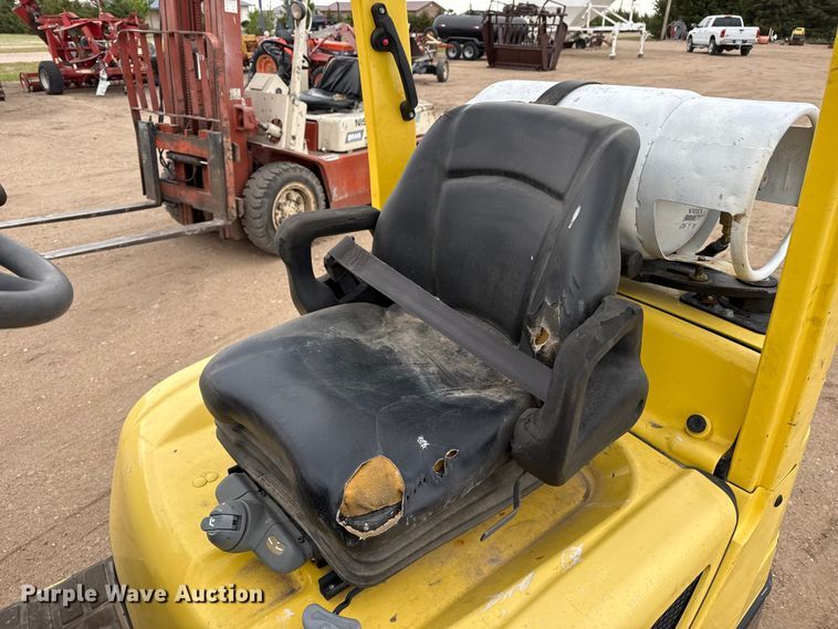 image for item EW4519 2001 Hyster S50FT forklift