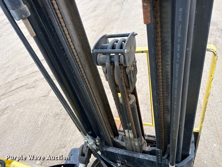 image for item EW4519 2001 Hyster S50FT forklift