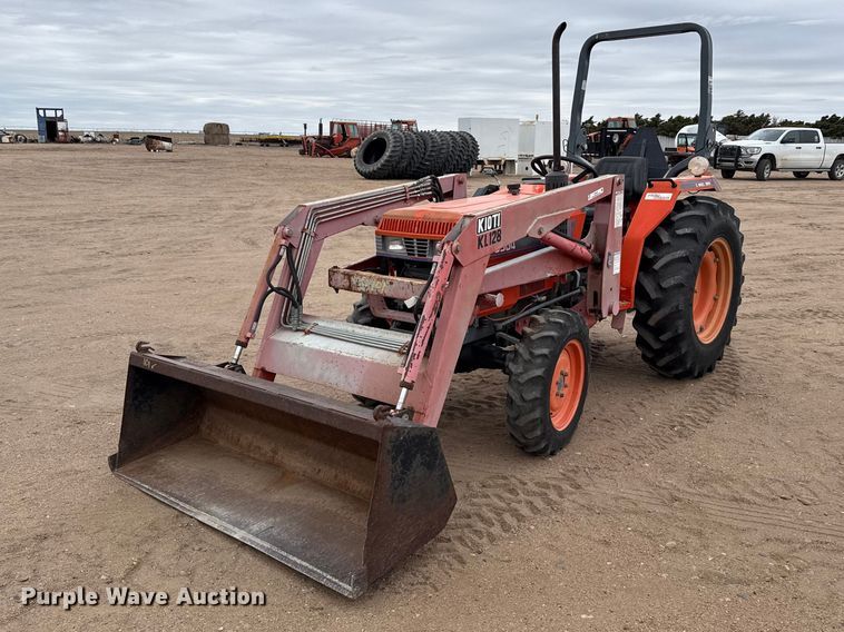 image for item EW4521 Kioti LK3504 MFWD tractor