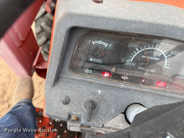 image for item EW4521 Kioti LK3504 MFWD tractor
