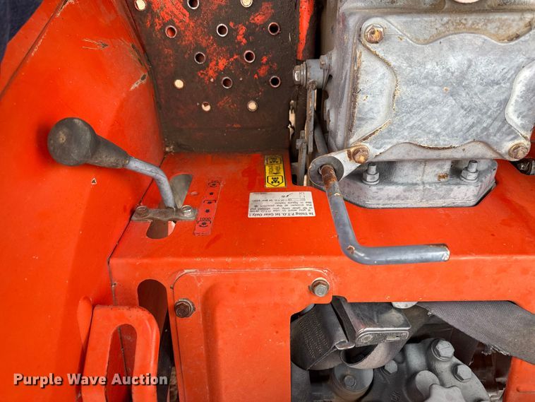 image for item EW4521 Kioti LK3504 MFWD tractor