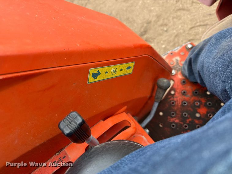image for item EW4521 Kioti LK3504 MFWD tractor