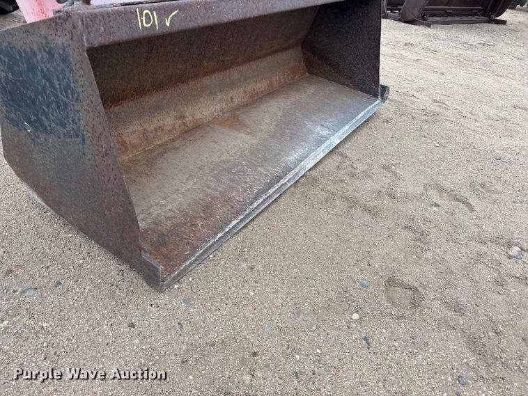 image for item EW4521 Kioti LK3504 MFWD tractor