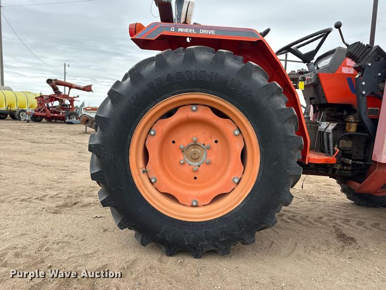 image for item EW4521 Kioti LK3504 MFWD tractor