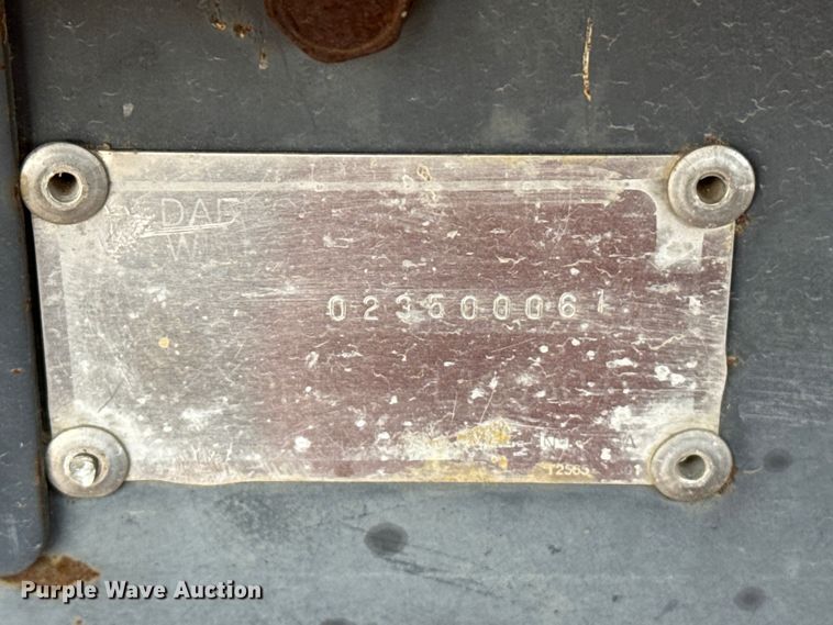 image for item EW4521 Kioti LK3504 MFWD tractor