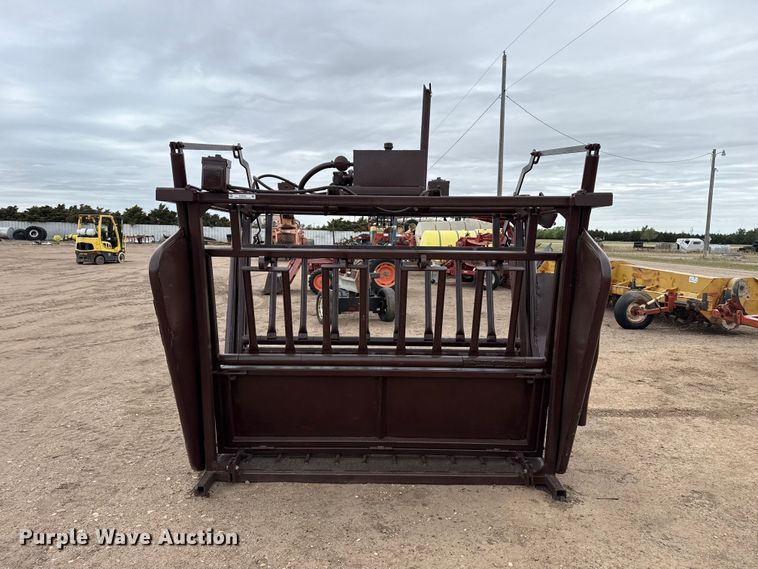 image for item EW4522 Squeeze chute