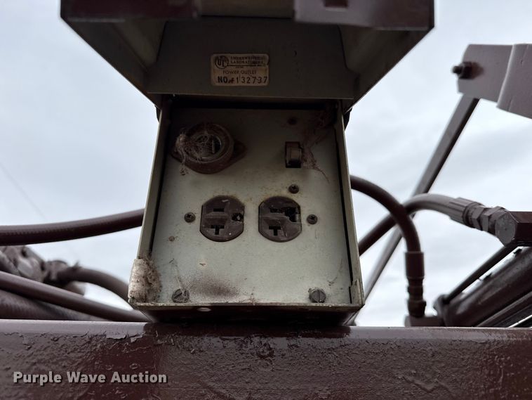 image for item EW4522 Squeeze chute