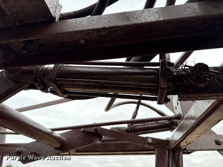 image for item EW4522 Squeeze chute