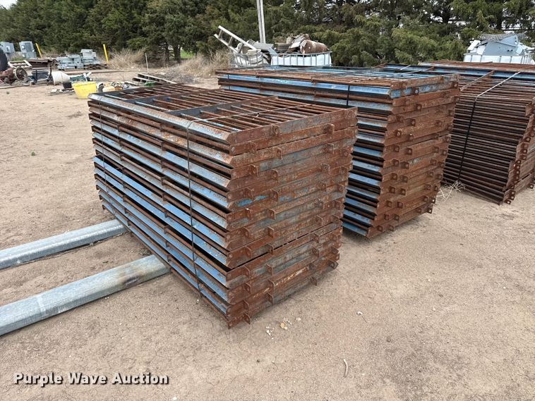 image for item EW4530 (42) hog panels