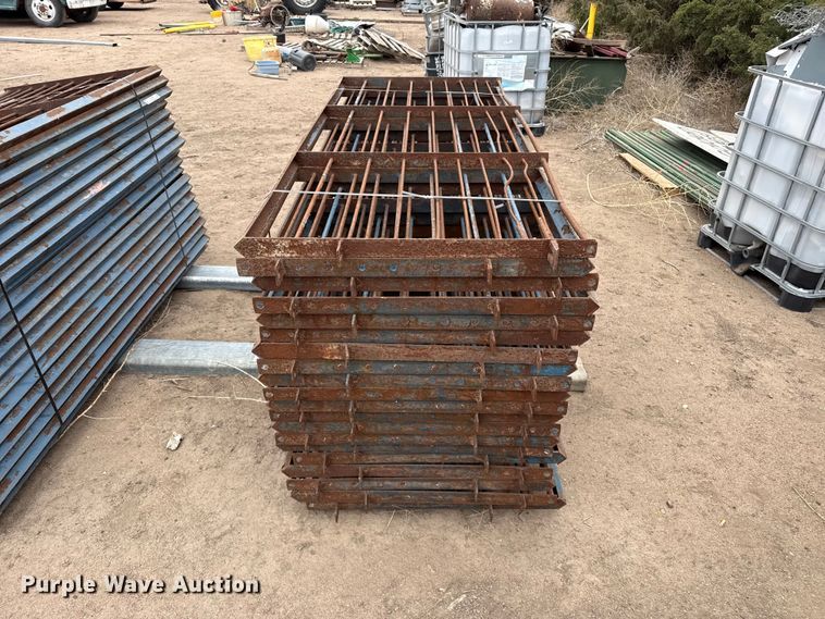 image for item EW4531 (40) hog panels