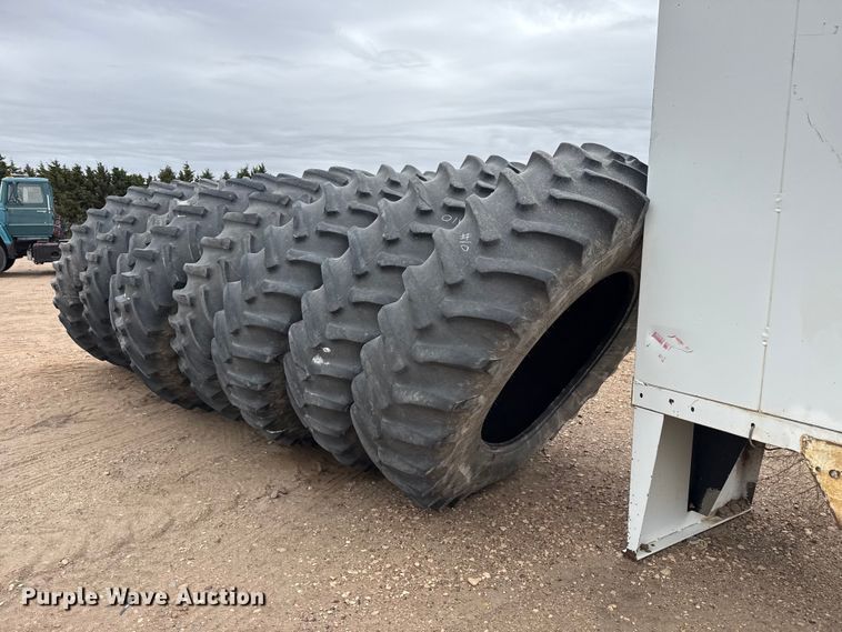 image for item EW4532 (8) tires