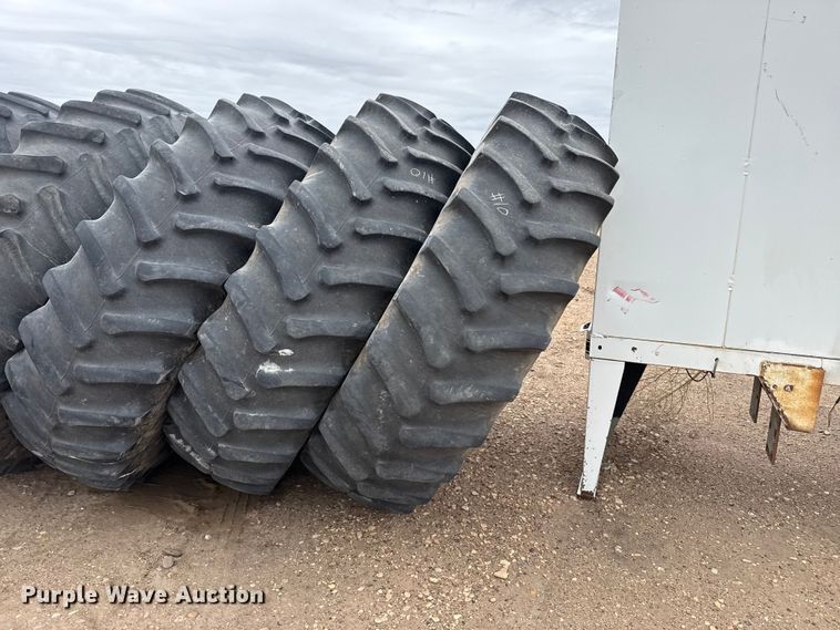 image for item EW4532 (8) tires